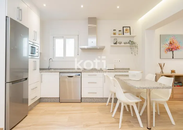 Koti - Casita Rosario Pino Rooftop Y Bbq Дом отдыха Фуэнхирола